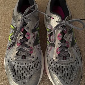 Brand new New Balance W1260GP7 Women’s Gray Athletic Shoes Size 11W